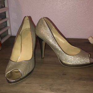 Silver Sparkling open-toed heels
